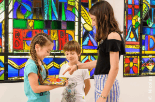 vendee vitrail enfants